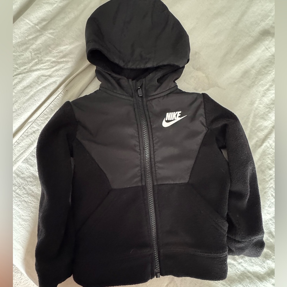 Nike Black and White Logo Tag